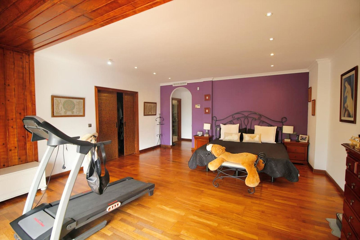Detached Villa bilde 39