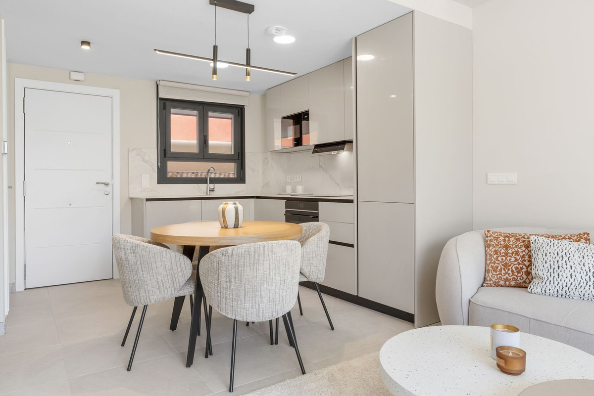 Middle Floor Apartment bilde 8