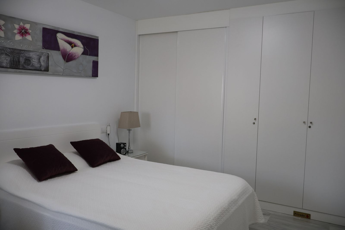 Middle Floor Apartment bilde 18