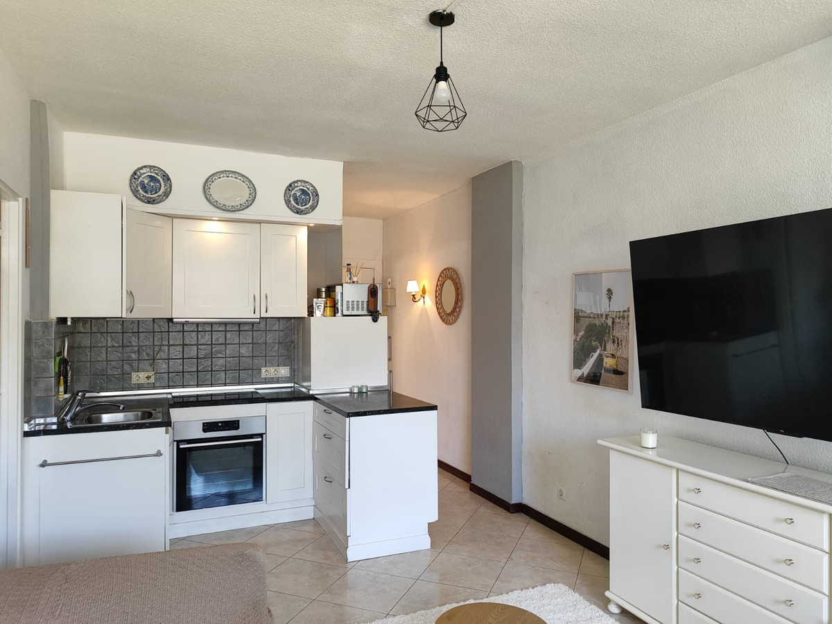 Middle Floor Apartment bilde 14