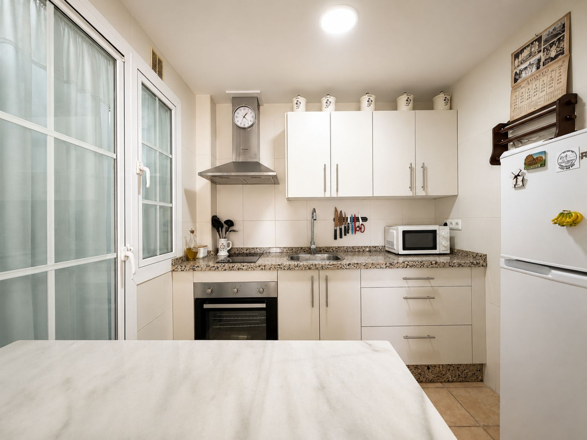 Middle Floor Apartment bilde 4