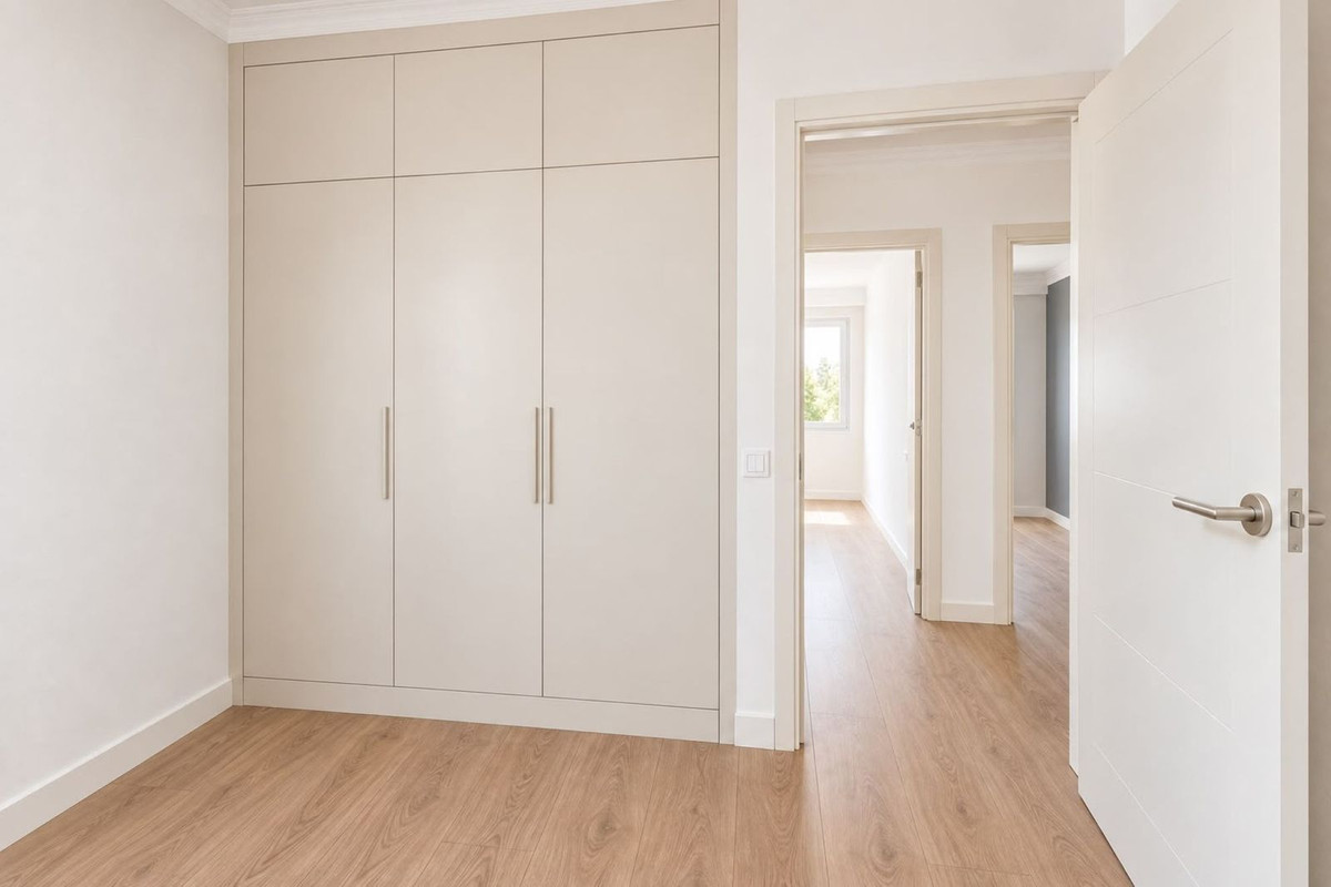 Middle Floor Apartment bilde 18