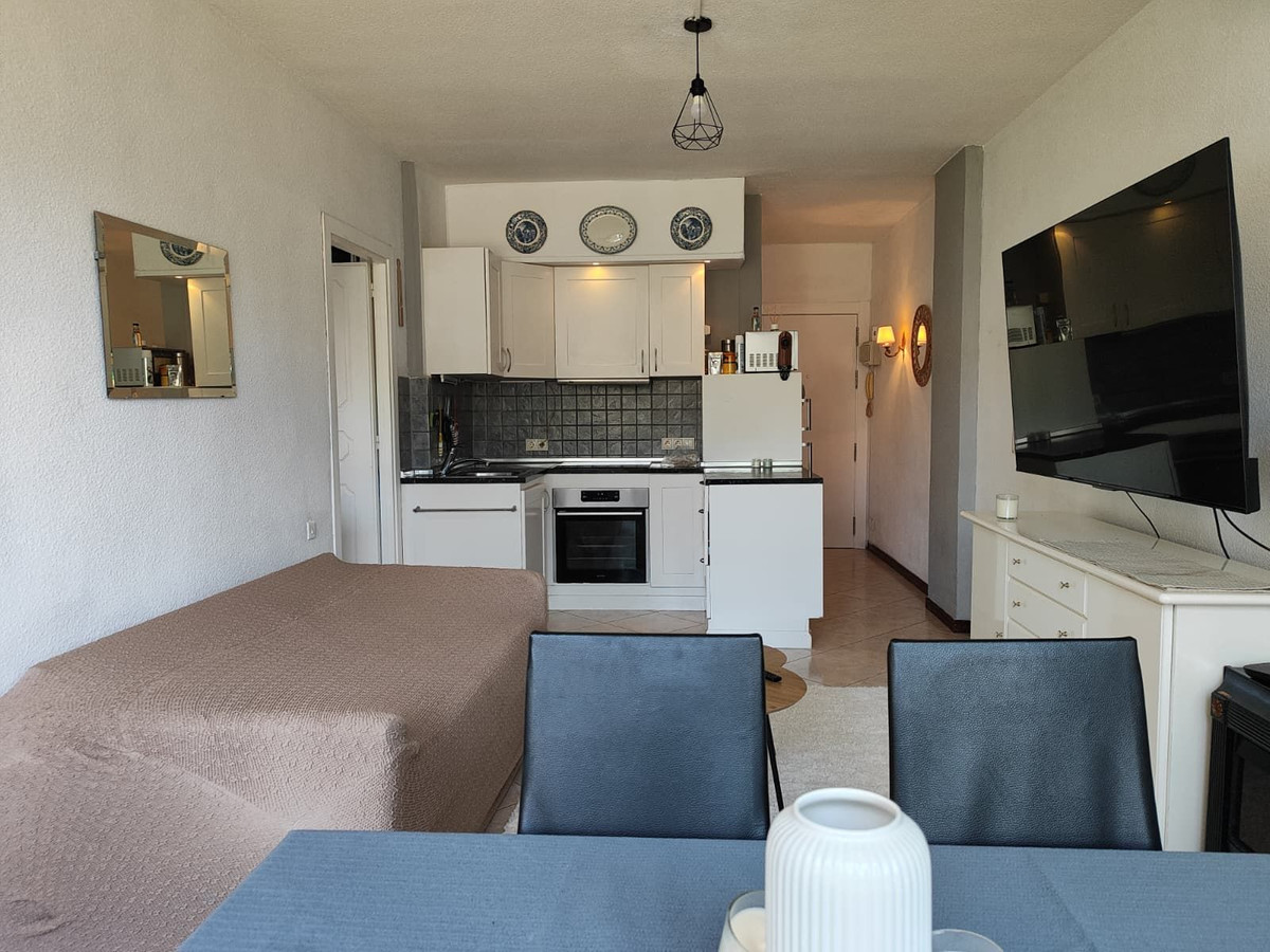 Middle Floor Apartment bilde 6