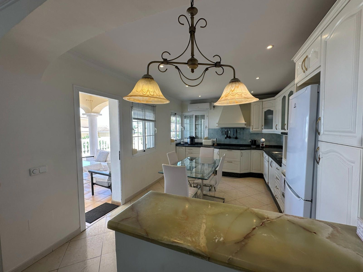 Detached Villa bilde 15