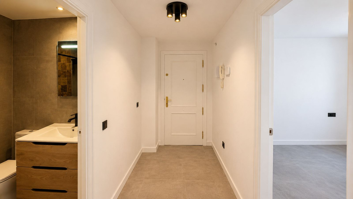 Middle Floor Apartment bilde 5