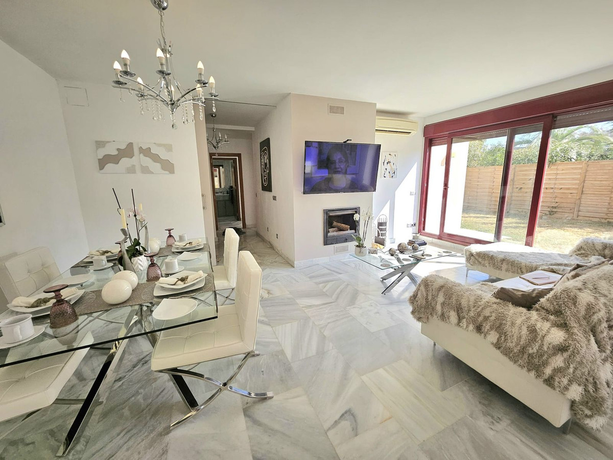 Detached Villa bilde 3