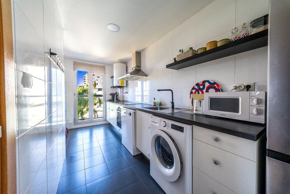 Middle Floor Apartment bilde 8