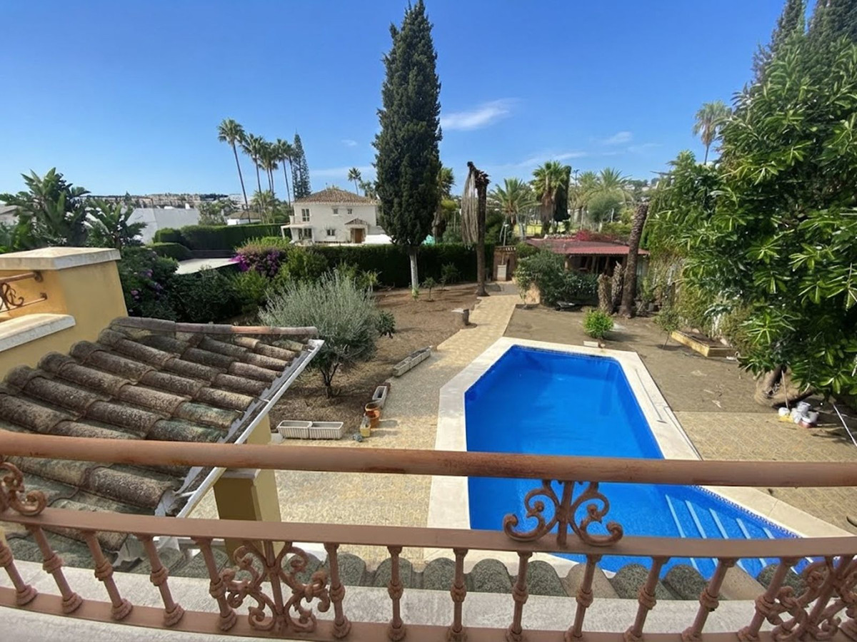 Detached Villa bilde 2