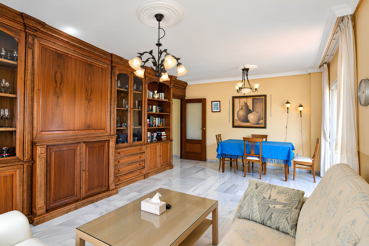 Middle Floor Apartment bilde 11