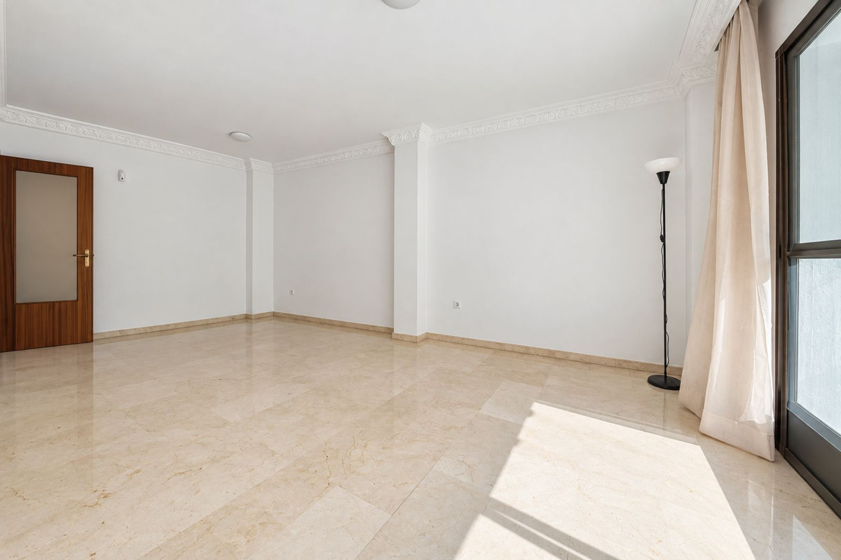 Middle Floor Apartment bilde 11