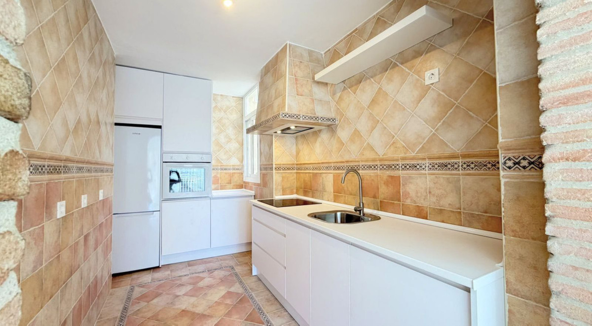 Middle Floor Apartment bilde 5