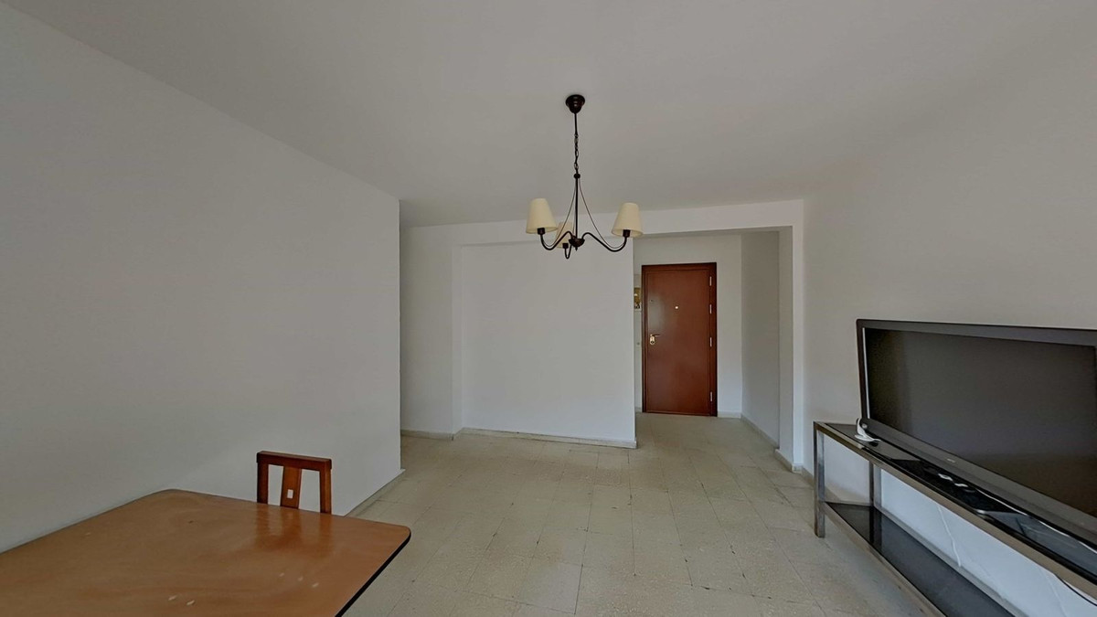 Middle Floor Apartment bilde 3