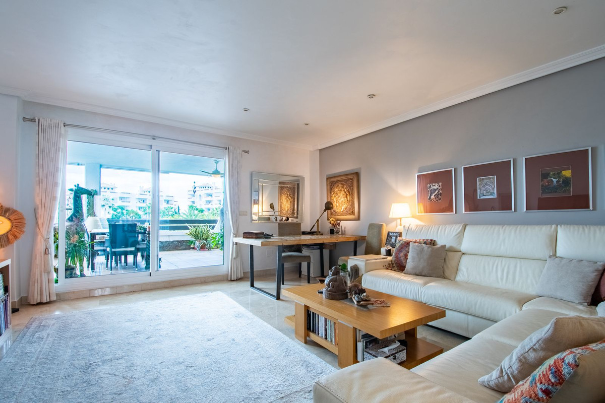 Middle Floor Apartment bilde 35