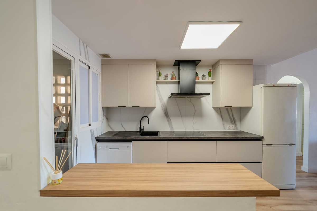 Middle Floor Apartment bilde 3