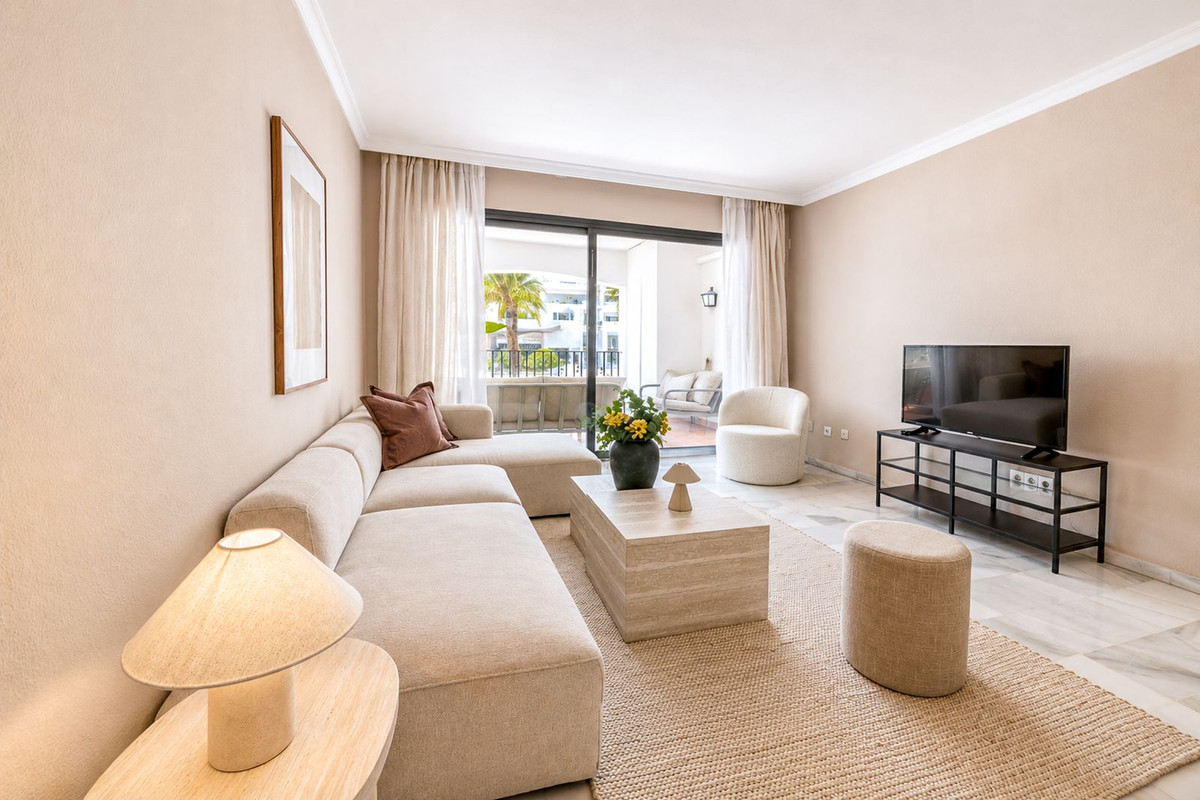 Middle Floor Apartment bilde 6