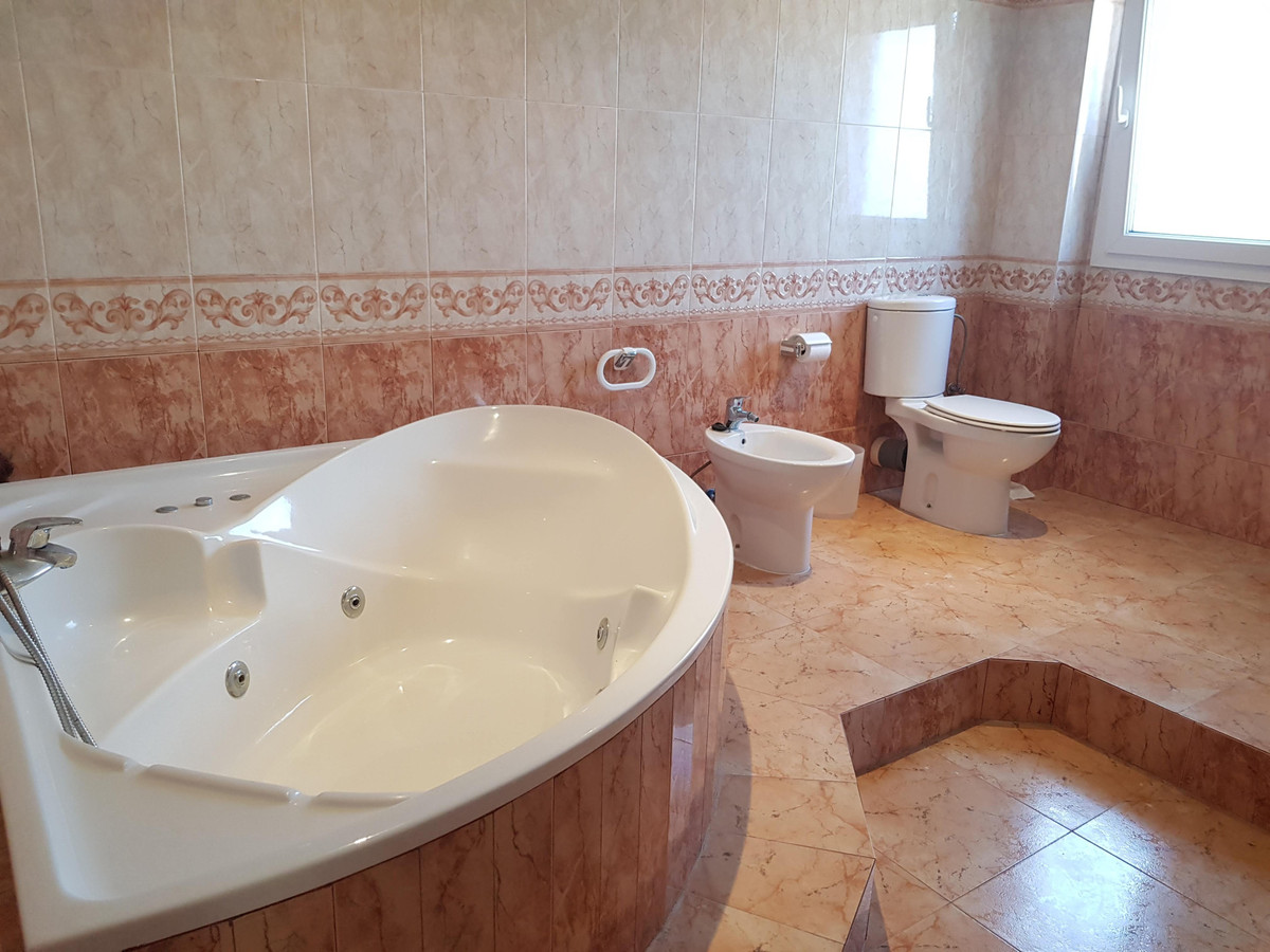 Detached Villa bilde 27