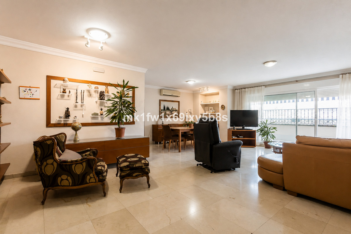 Middle Floor Apartment bilde 10