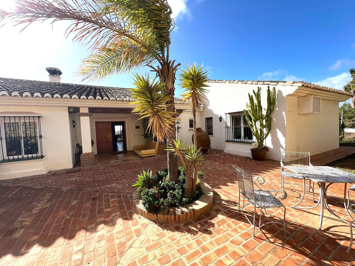Detached Villa bilde 3