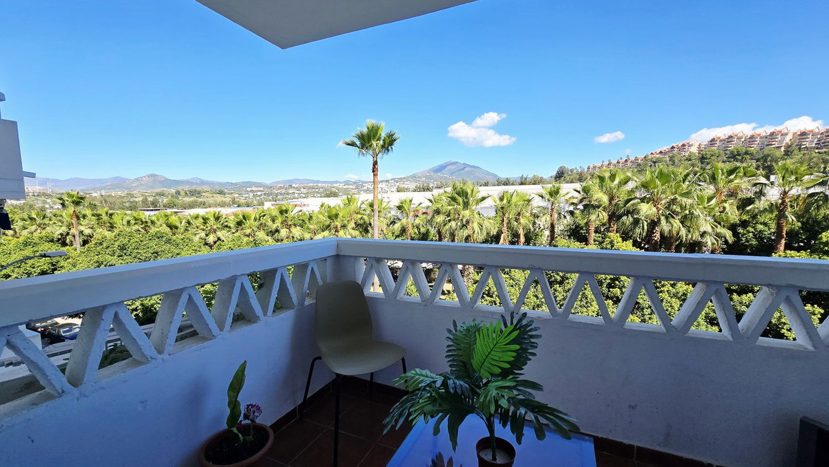 Middle Floor Apartment bilde 24