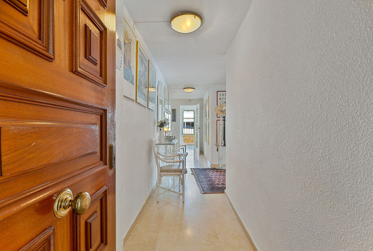 Middle Floor Apartment bilde 22