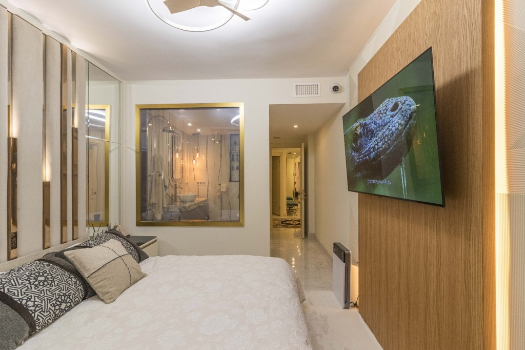 Middle Floor Apartment bilde 7