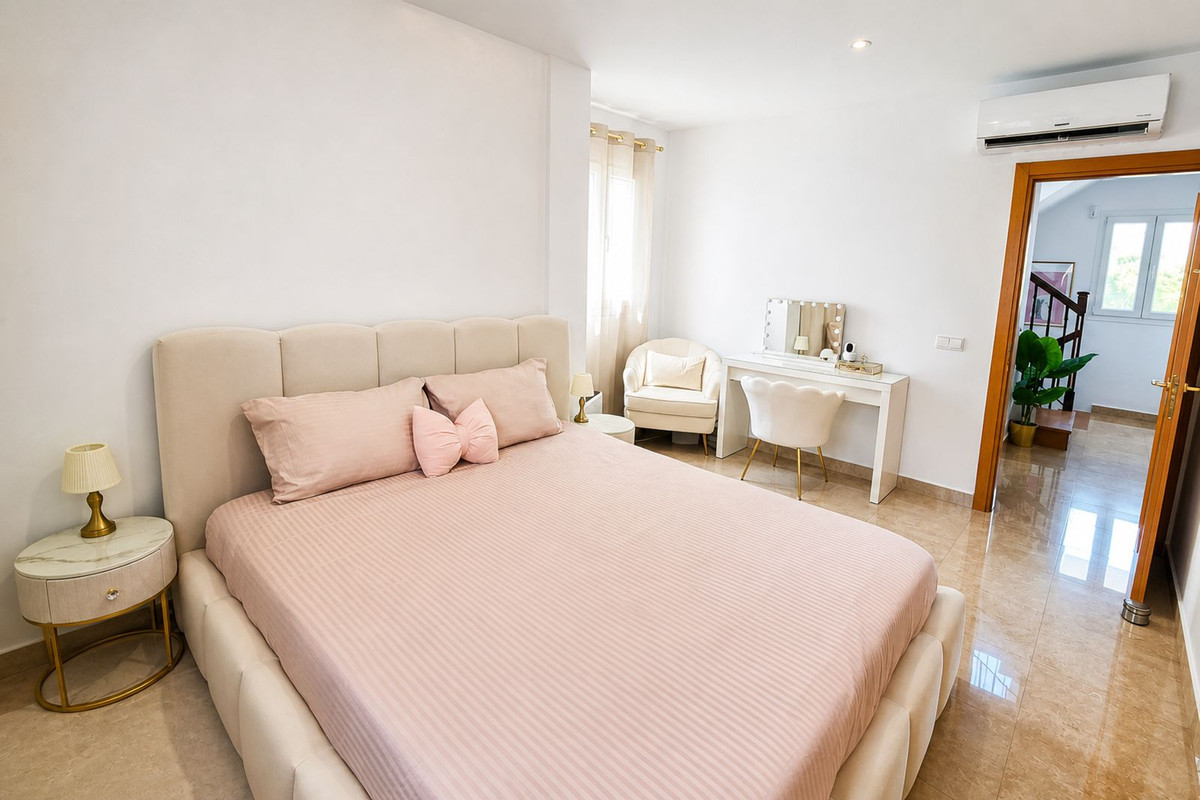 Detached Villa bilde 36