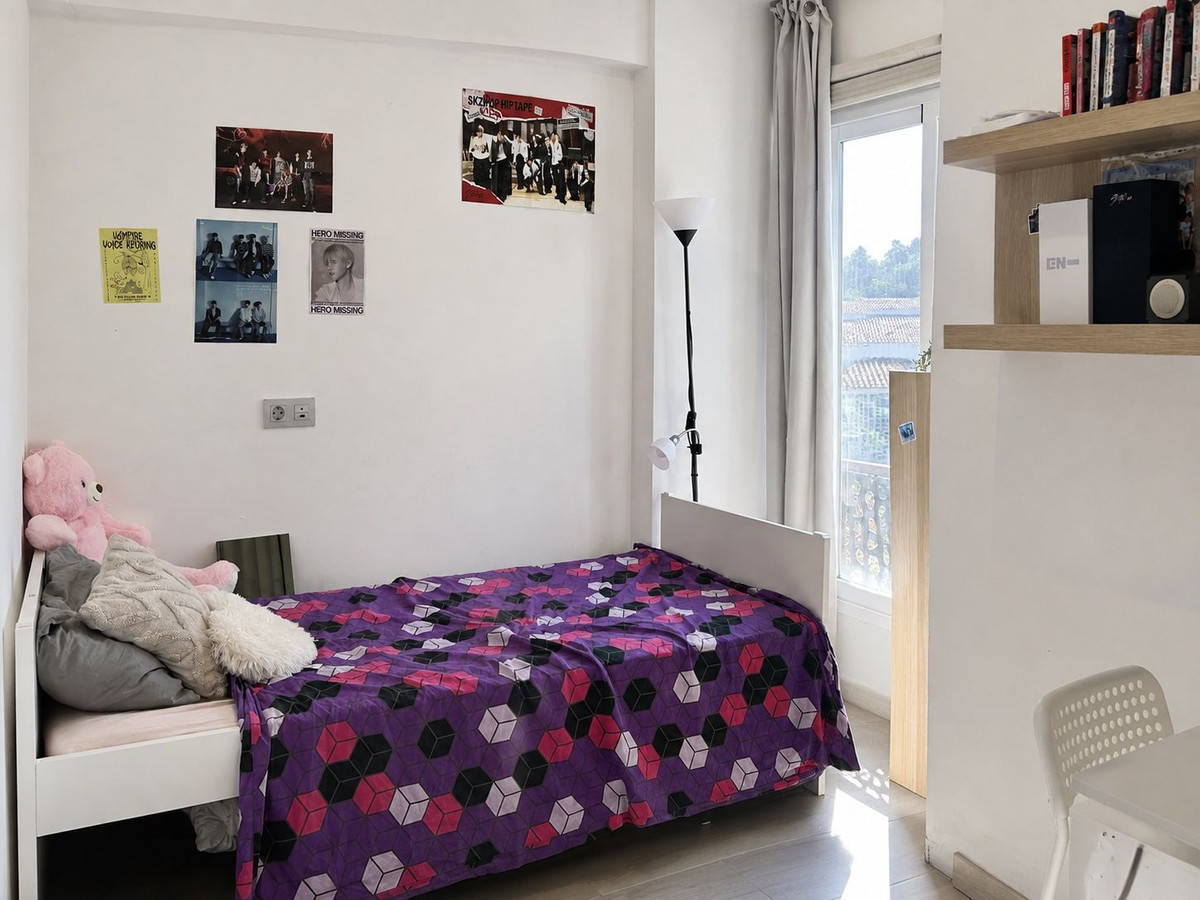 Middle Floor Apartment bilde 11