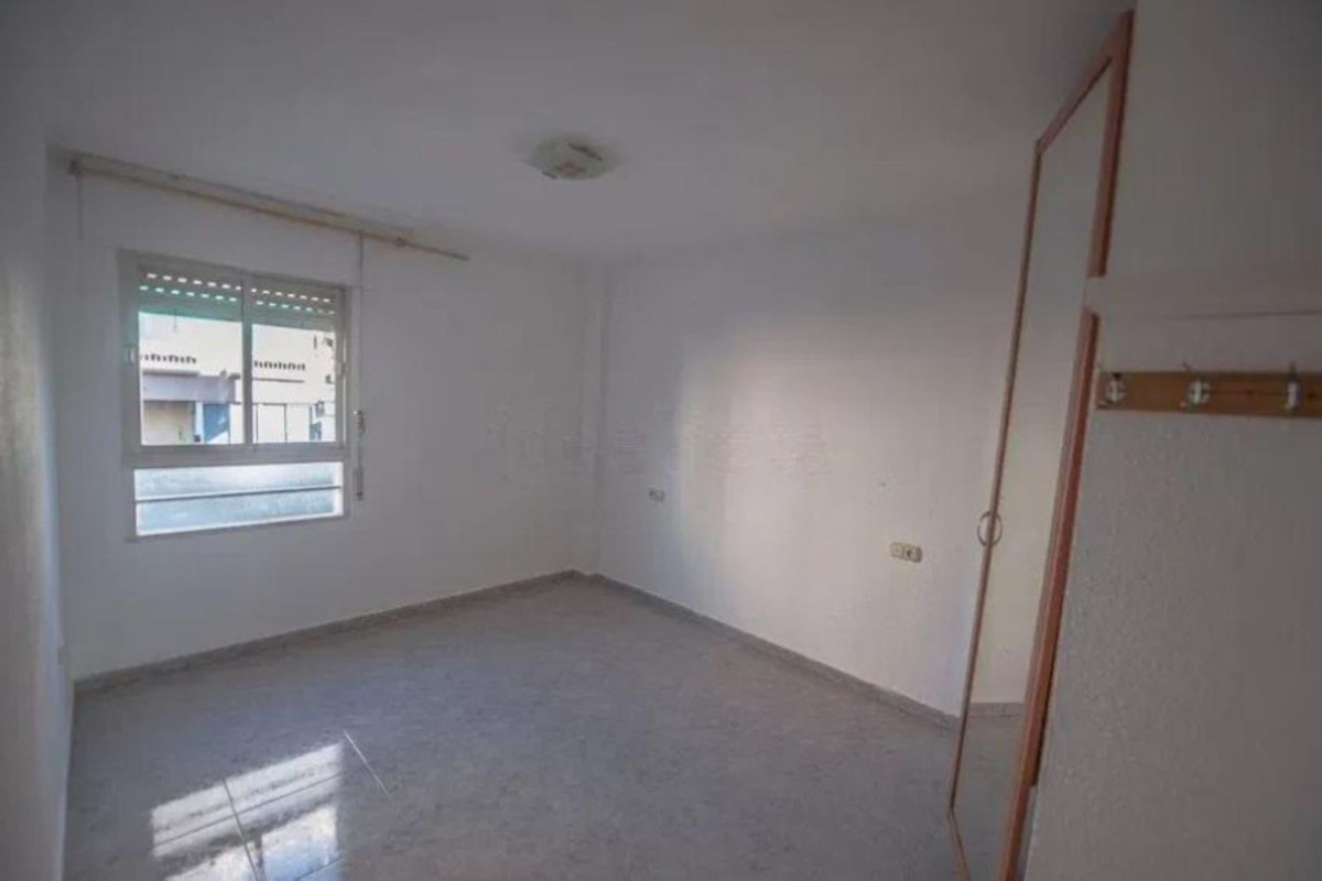 Middle Floor Apartment bilde 18