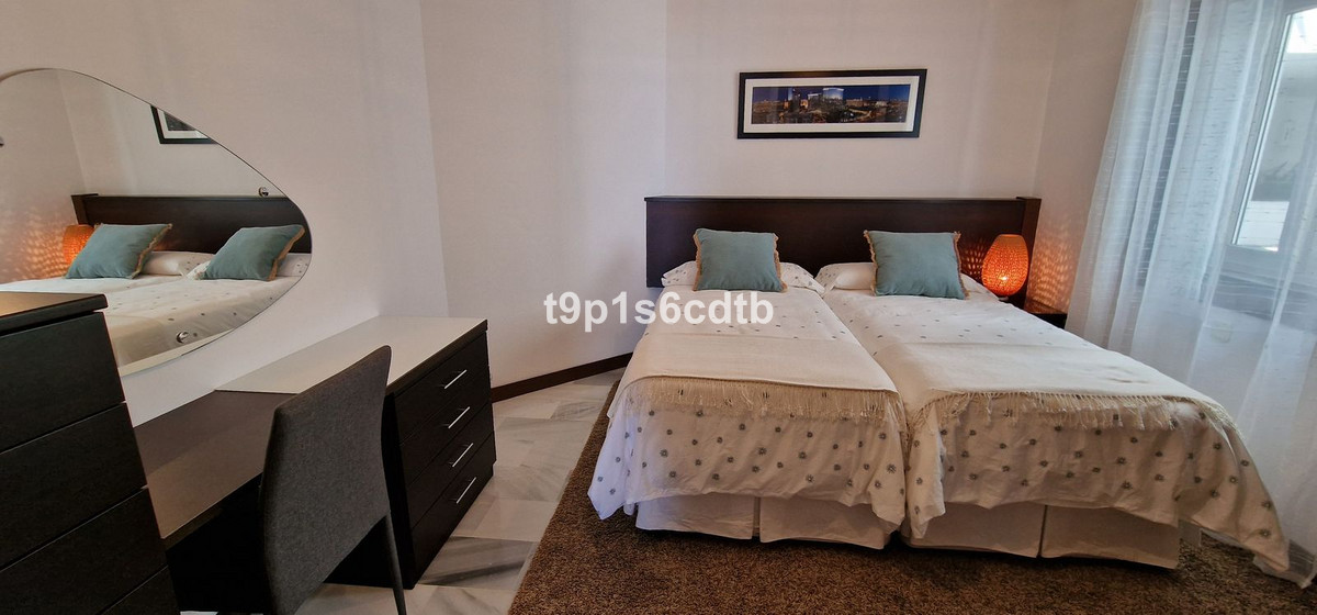 Middle Floor Apartment bilde 22