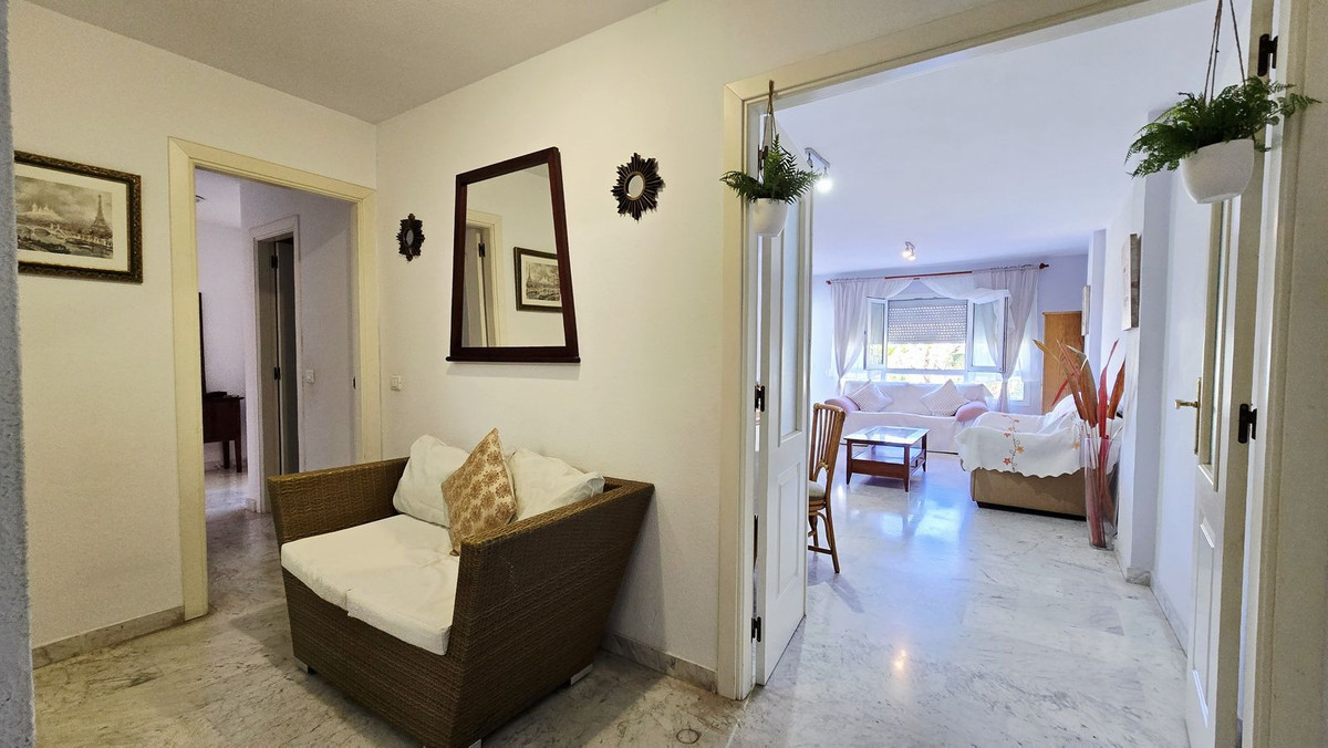 Middle Floor Apartment bilde 5