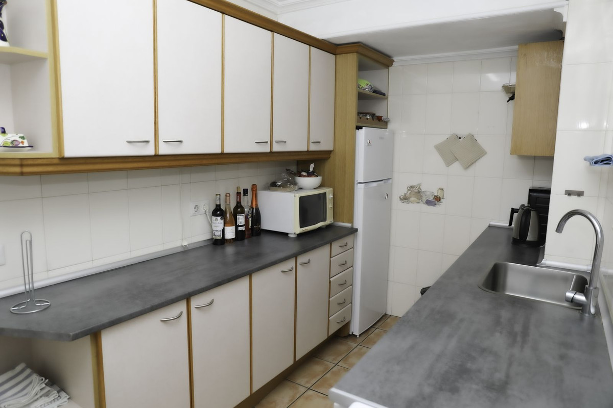 Middle Floor Apartment bilde 26