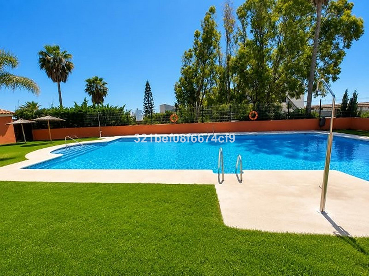 Middle Floor Apartment bilde 1