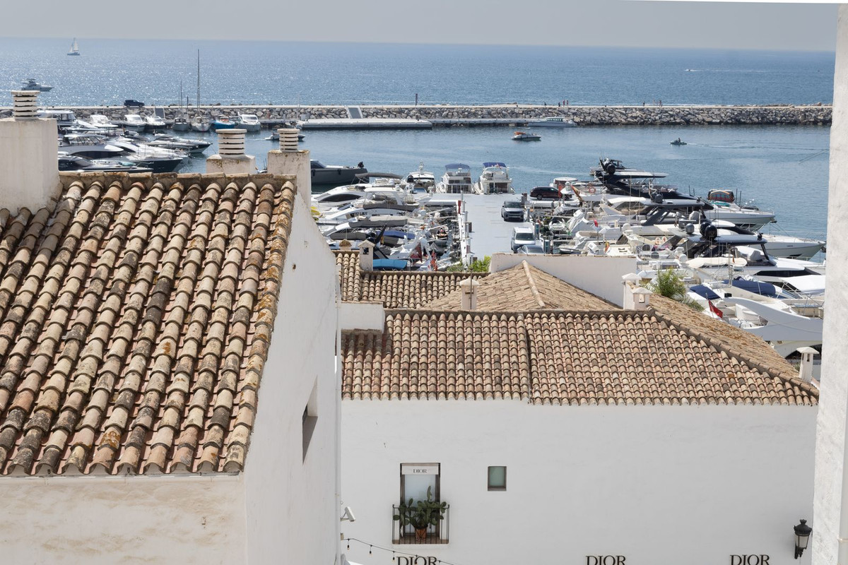 Middle Floor Apartment bilde 26