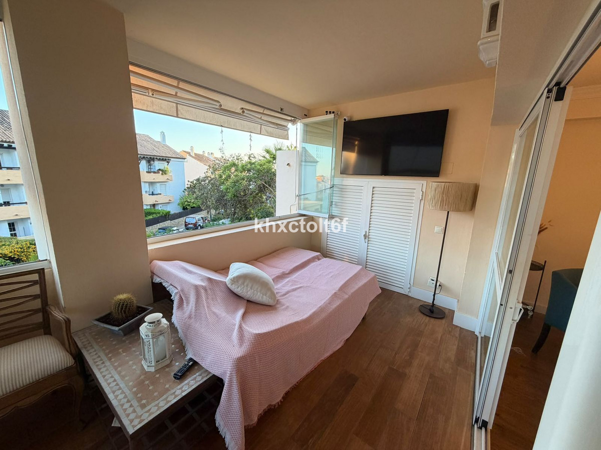 Middle Floor Apartment bilde 24