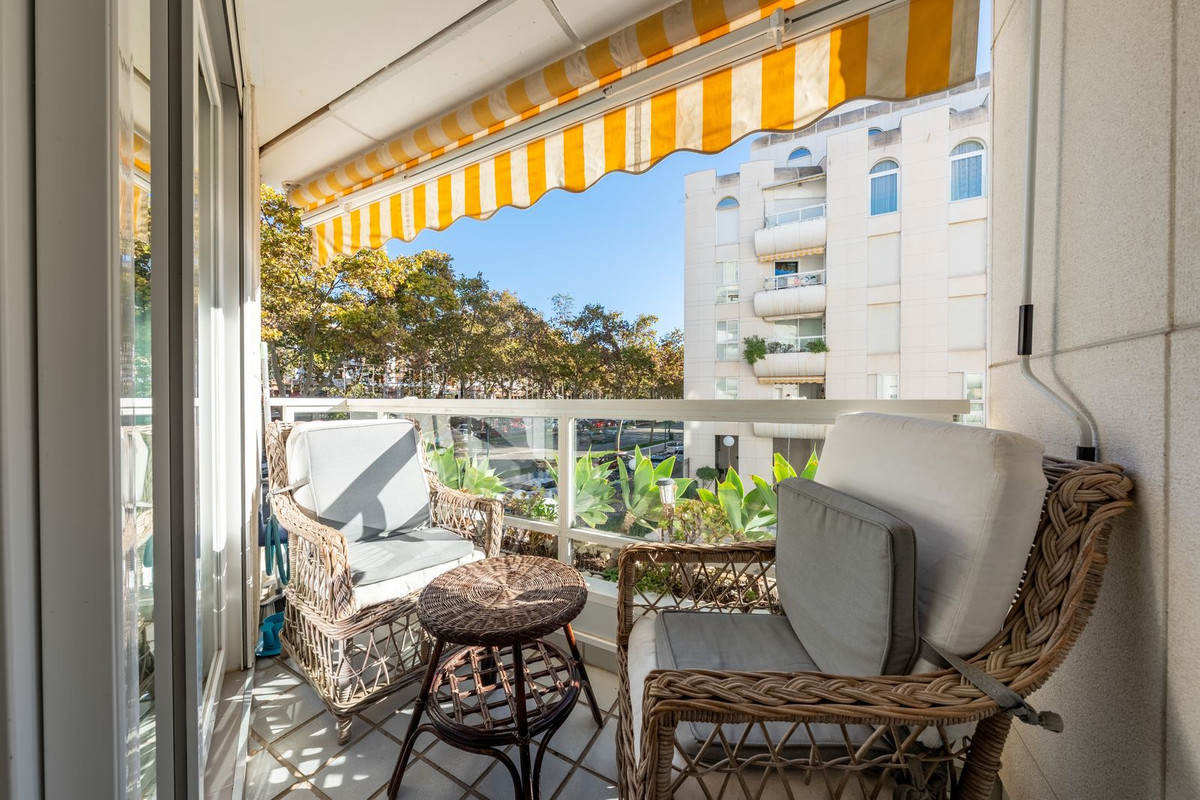 Middle Floor Apartment bilde 3