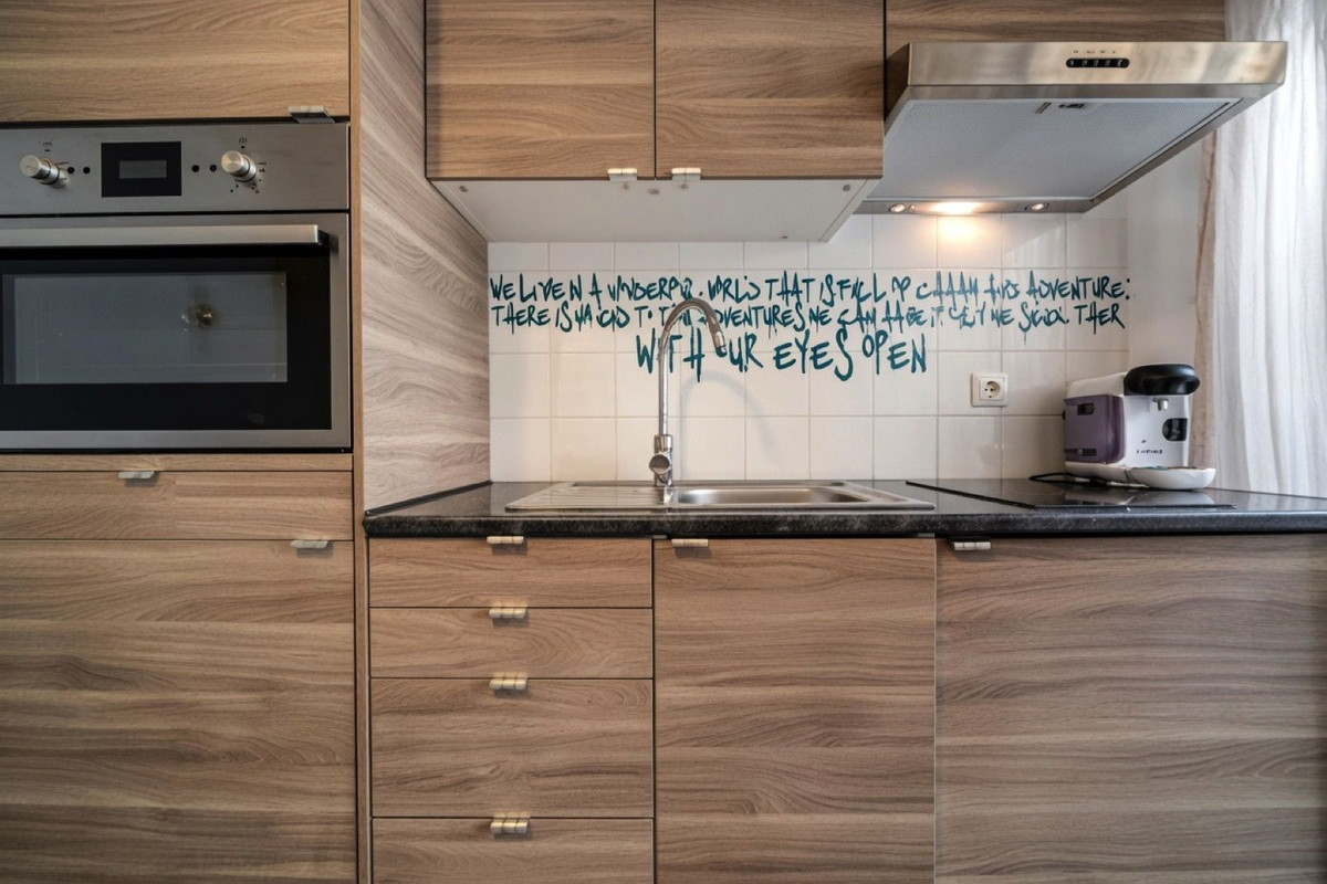 Middle Floor Apartment bilde 9