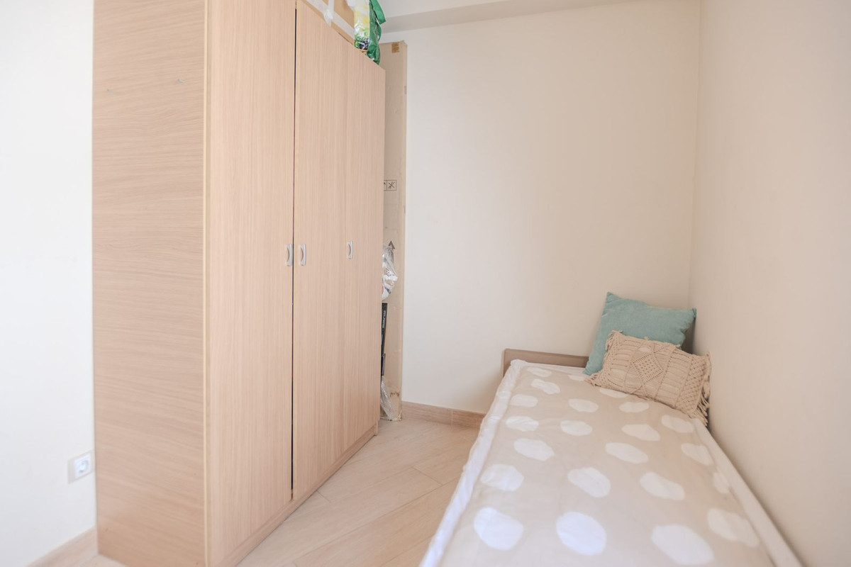 Middle Floor Apartment bilde 21