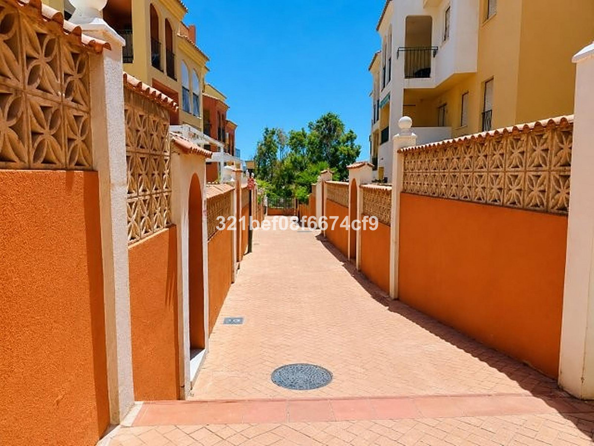 Middle Floor Apartment bilde 16