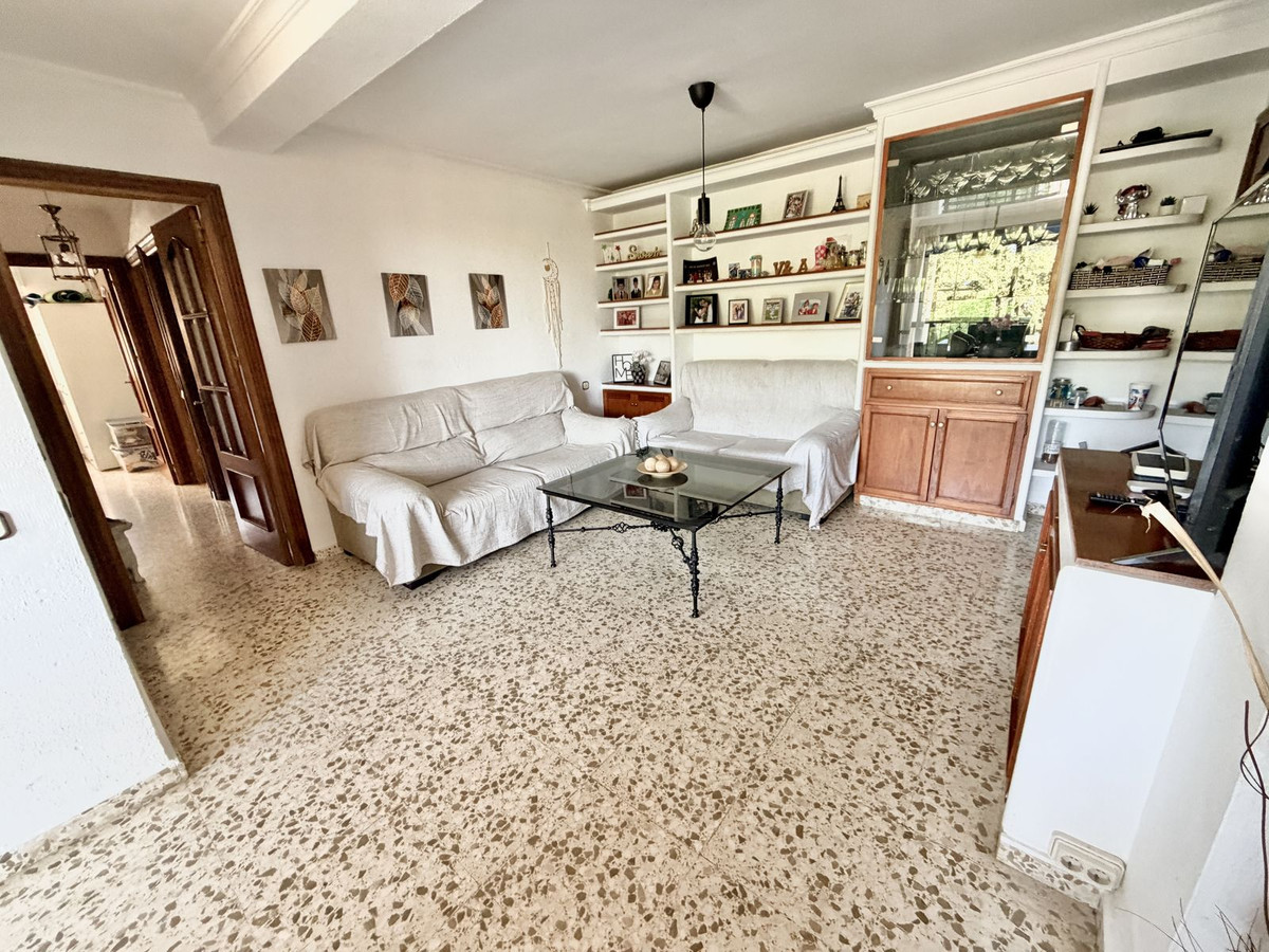Middle Floor Apartment bilde 4