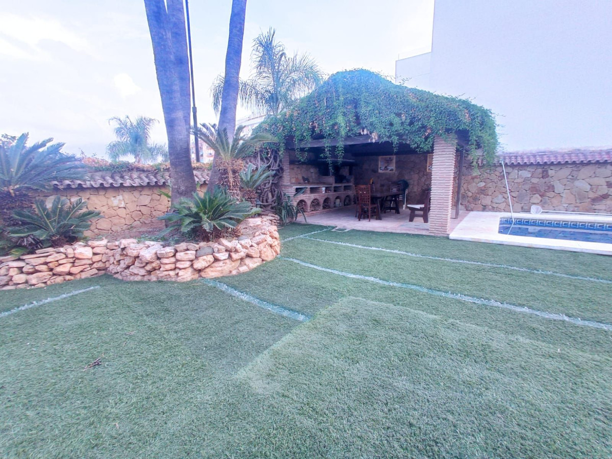 Detached Villa bilde 9