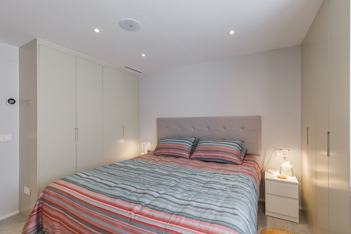 Middle Floor Apartment bilde 10
