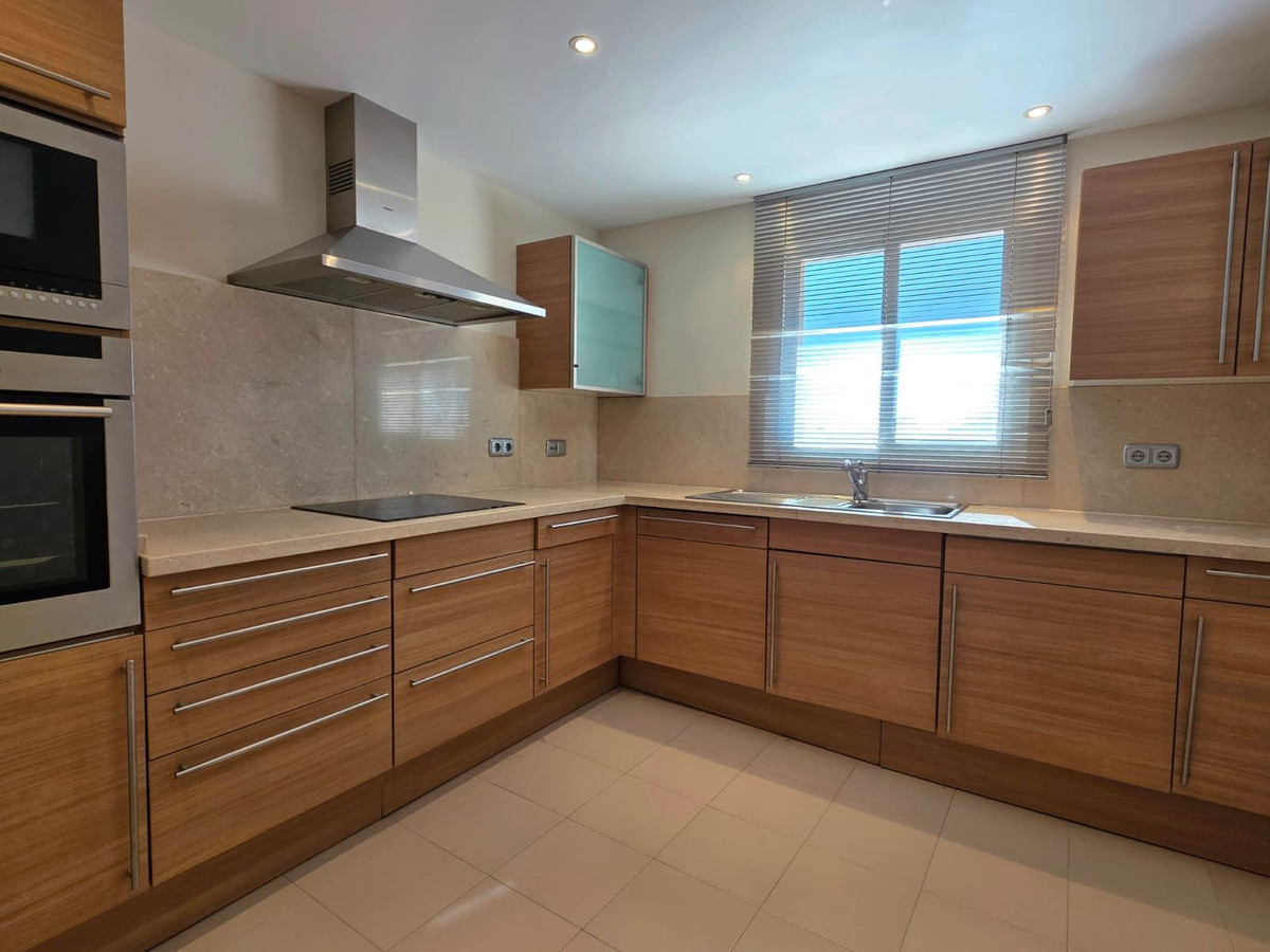 Middle Floor Apartment bilde 12