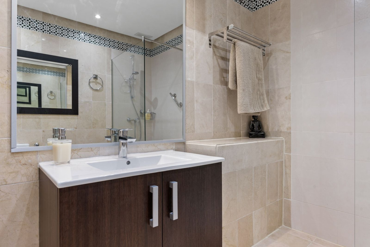 Middle Floor Apartment bilde 19
