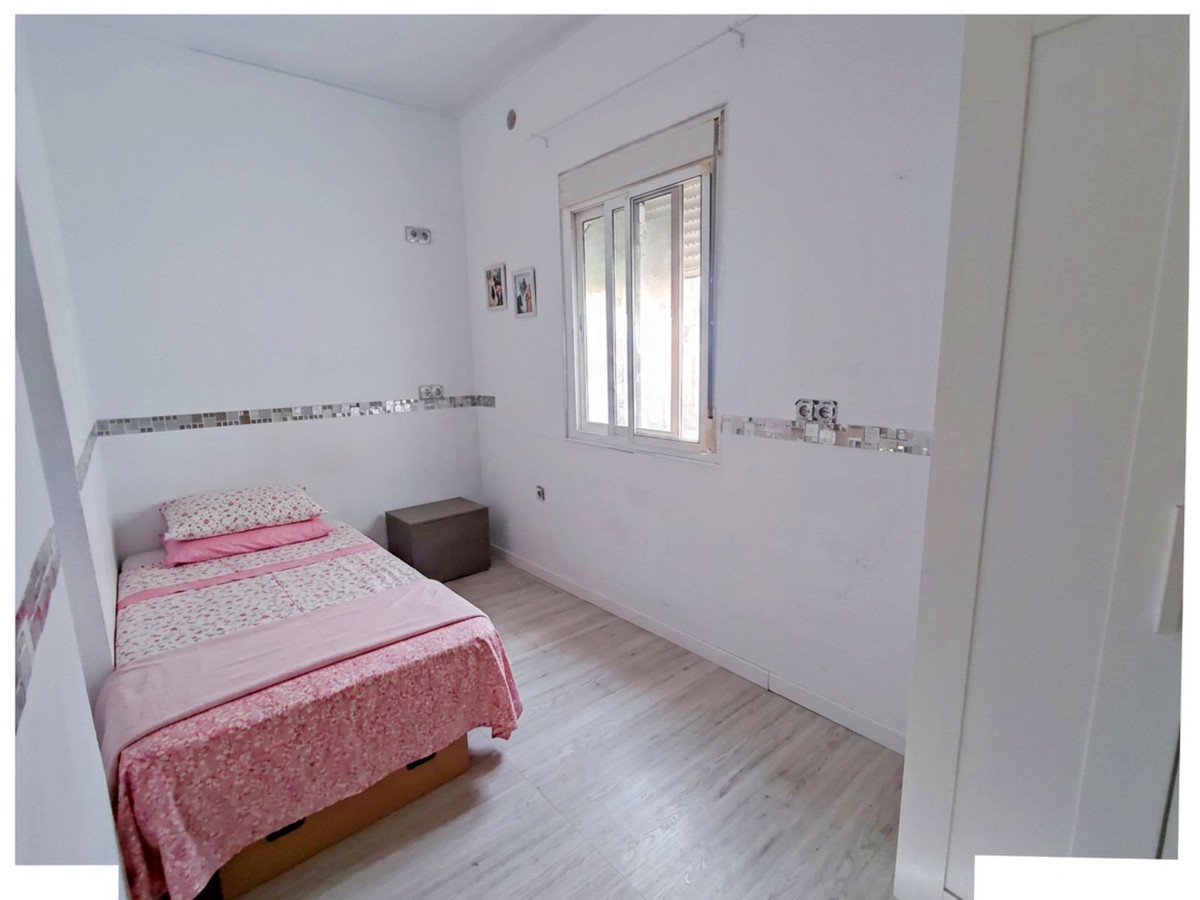 Middle Floor Apartment bilde 17