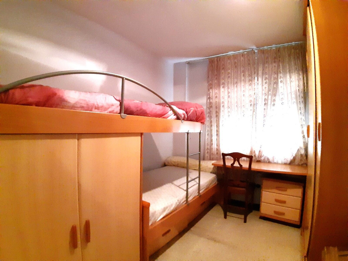 Middle Floor Apartment bilde 37