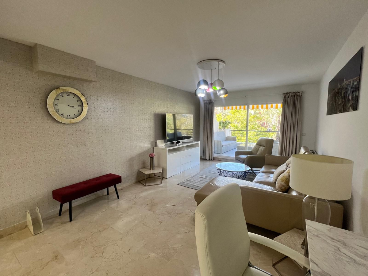 Middle Floor Apartment bilde 7