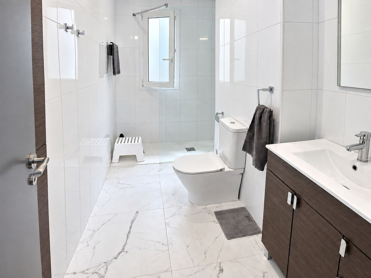 Middle Floor Apartment bilde 12