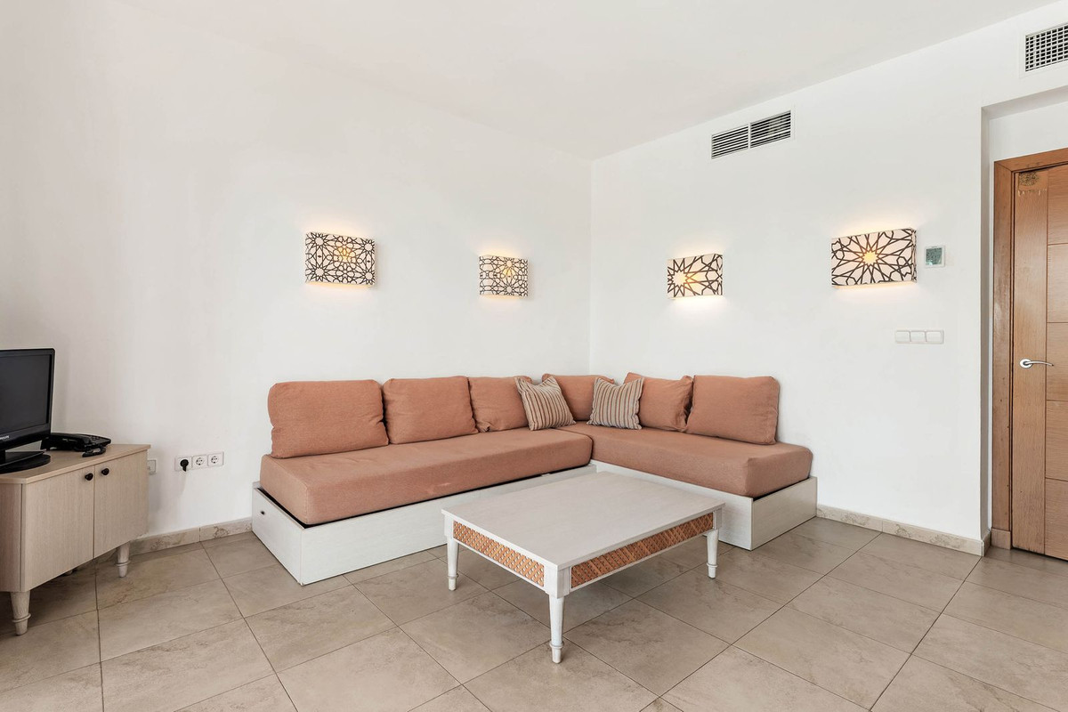 Middle Floor Apartment bilde 9