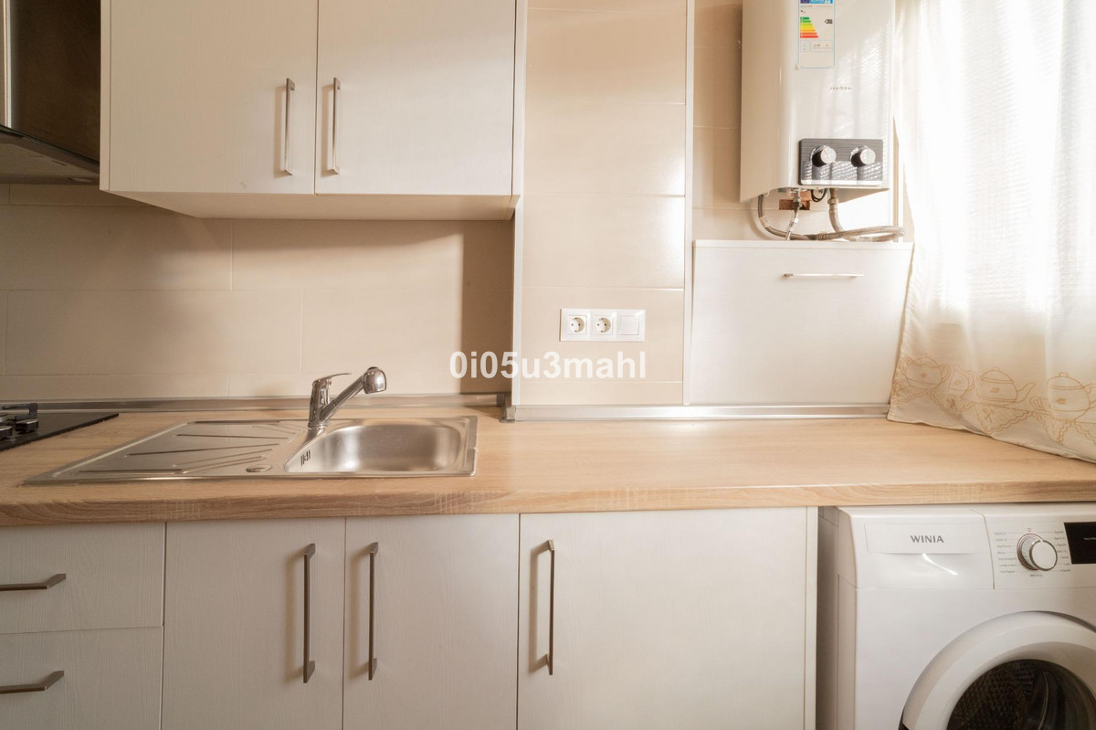 Middle Floor Apartment bilde 3