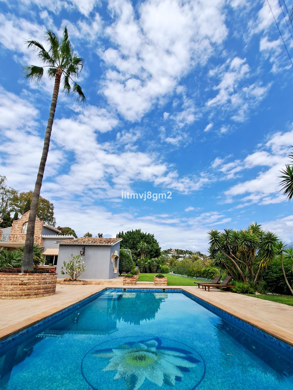 Detached Villa bilde 2
